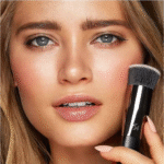 KIKO Round Foundation Brush - 05 - Image 4