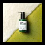 ⁦SOME BY MI Bye Bye Blackhead 30 Days Miracle Green Tea Tox Bubble Cleanser 120 ml⁩ - الصورة ⁦3⁩